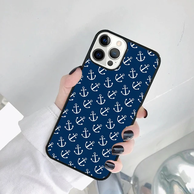 Detalle del estampado de ancla en la funda