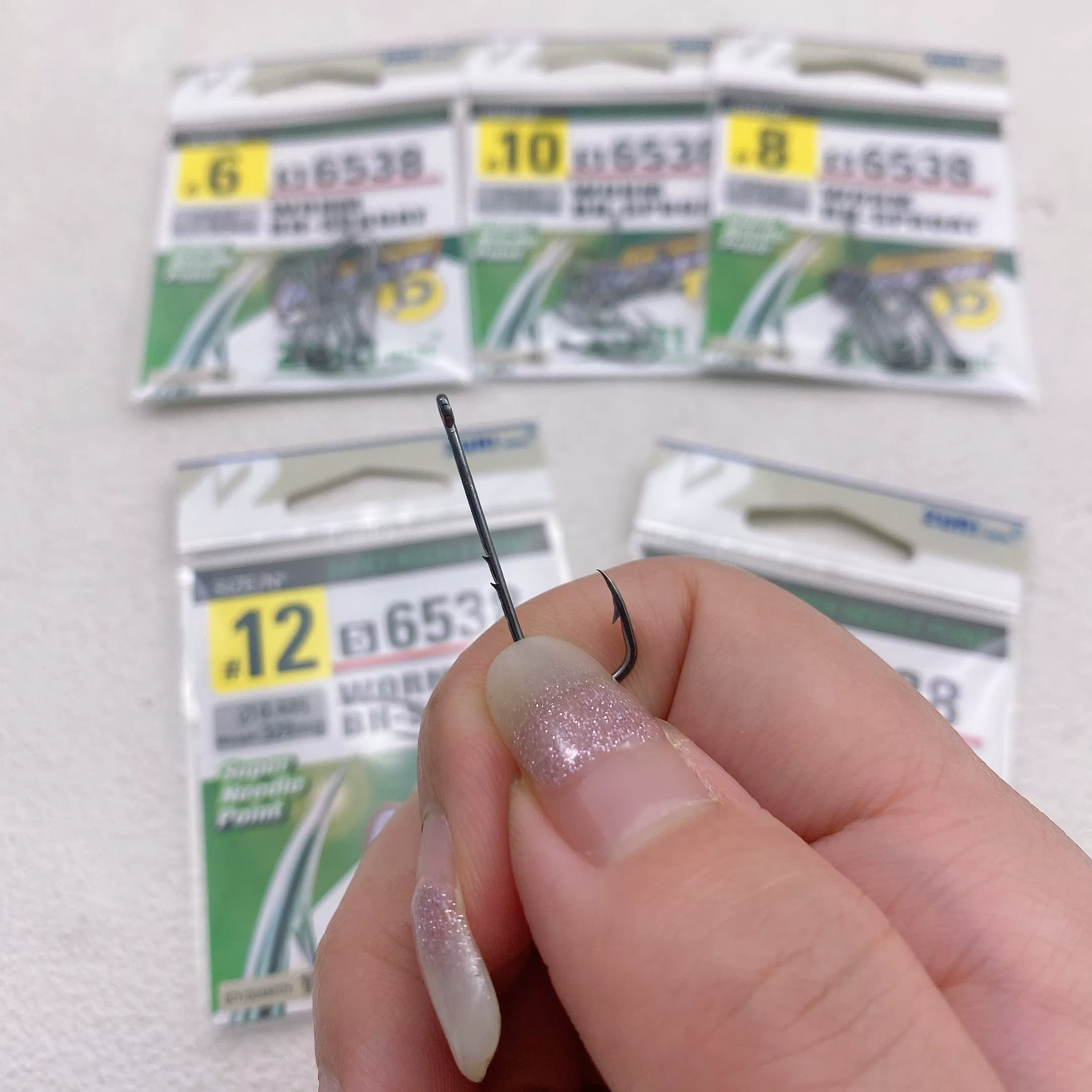 Anzuelos Offset con Púas – Acero al Carbono Afilados