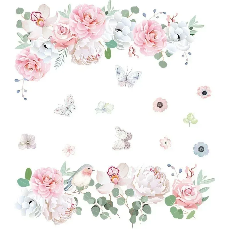 Composición decorativa con flores en la pared