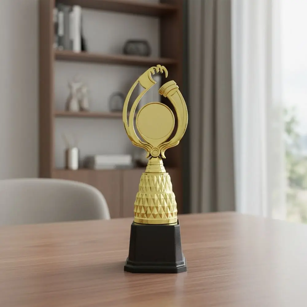 Trofeo de competición con base negra y diseño creativo - imagen 4