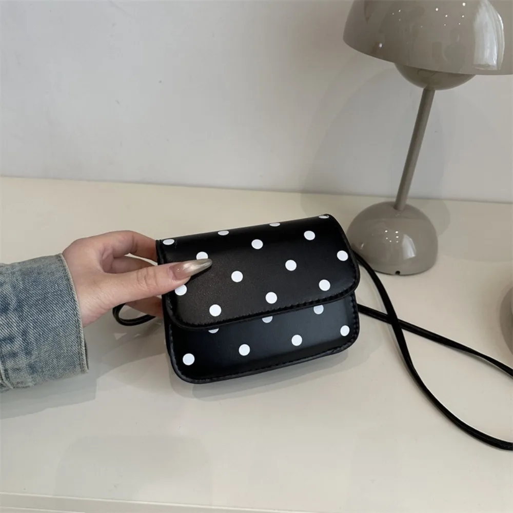 Bolso bandolera mini polka dot con forro de poliéster ligero
