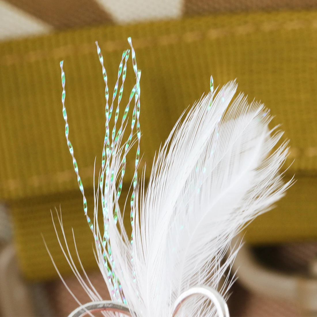 Vista general del anzuelo triple con plumas FishTrip