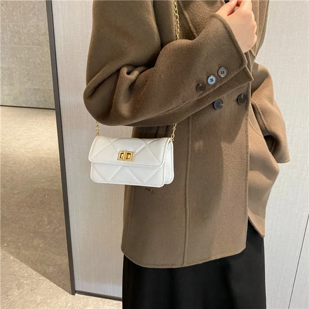 Bolso bandolera cuadrado liso con cadena metálica y PU - imagen 5