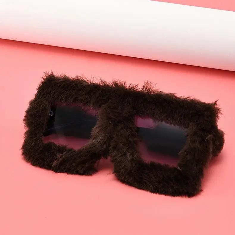 Gafas de sol de felpa con montura cuadrada