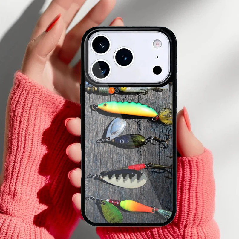Funda Krajews en mano mostrando agarre antideslizante