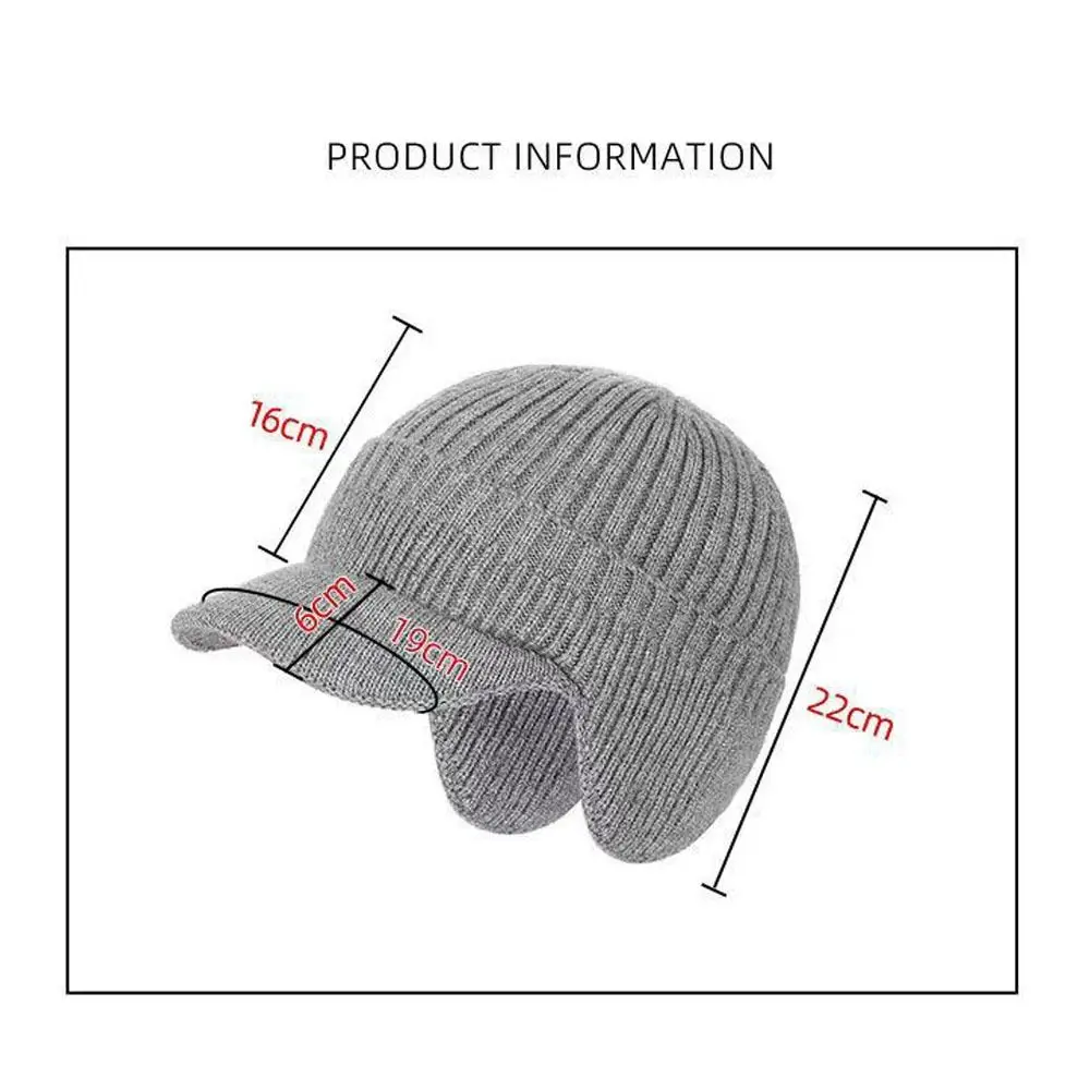 Gorro de punto con protección para los oídos en uso