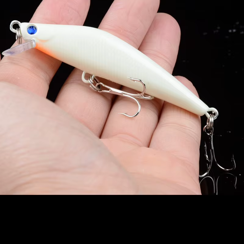 Crankbait 3D luminoso nocturno para lubina, lucio y carpa - imagen 4