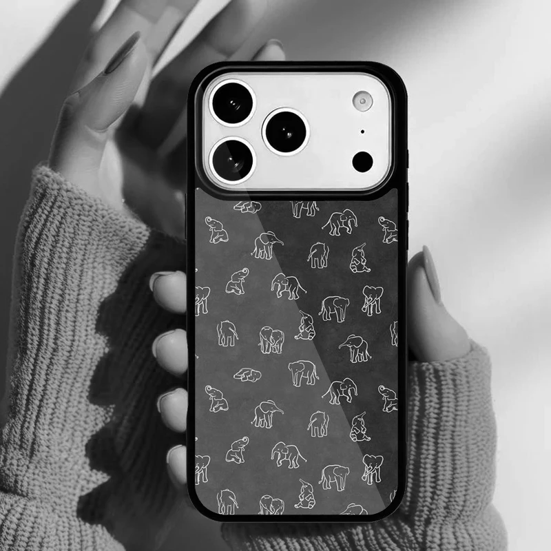 Funda con diseño de elefantes bebés indios en la carcasa trasera