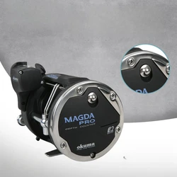 Carrete Okuma 20D con contador digital de línea y lanzamiento largo