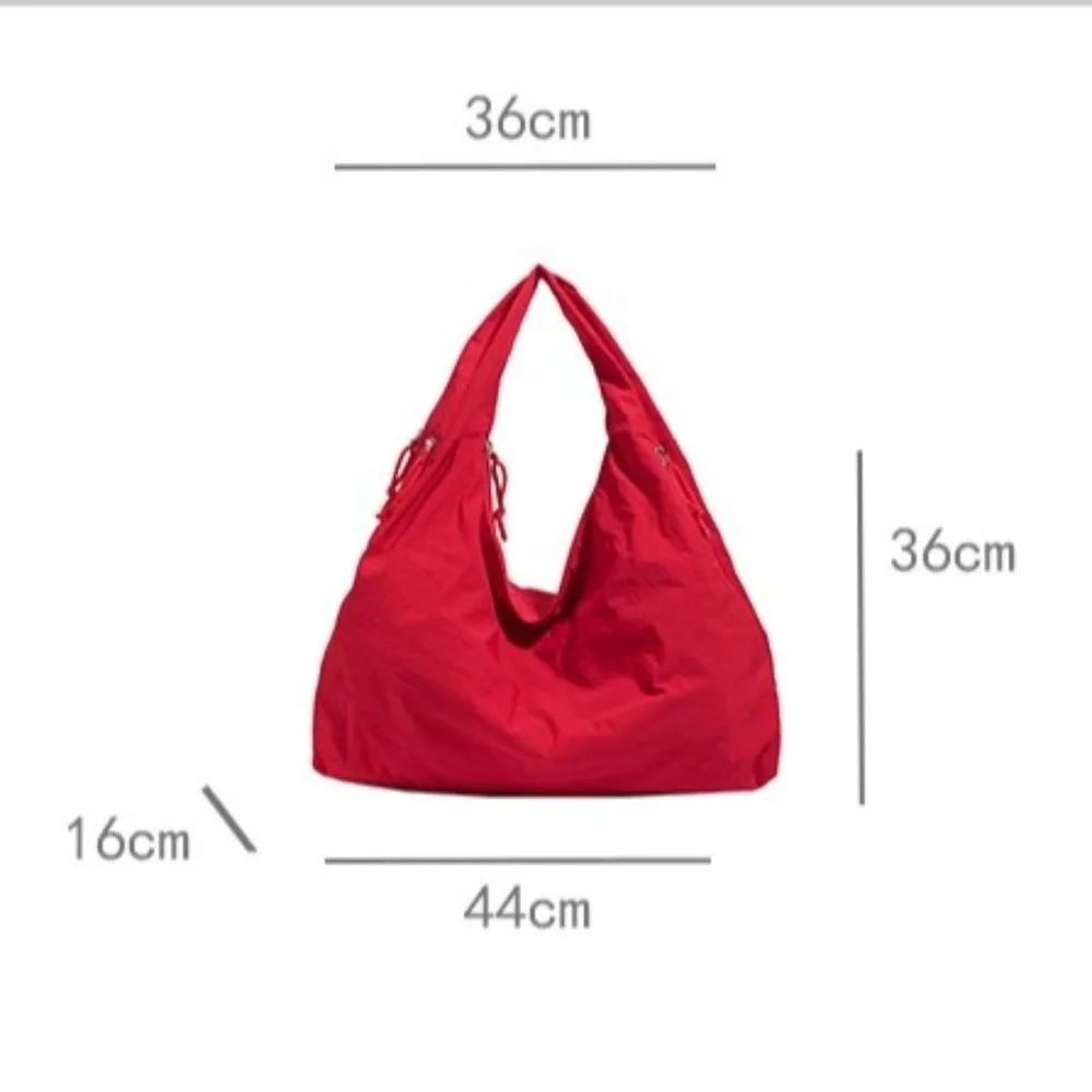 Bolso grande de hombro de nailon con diseño de color sólido
