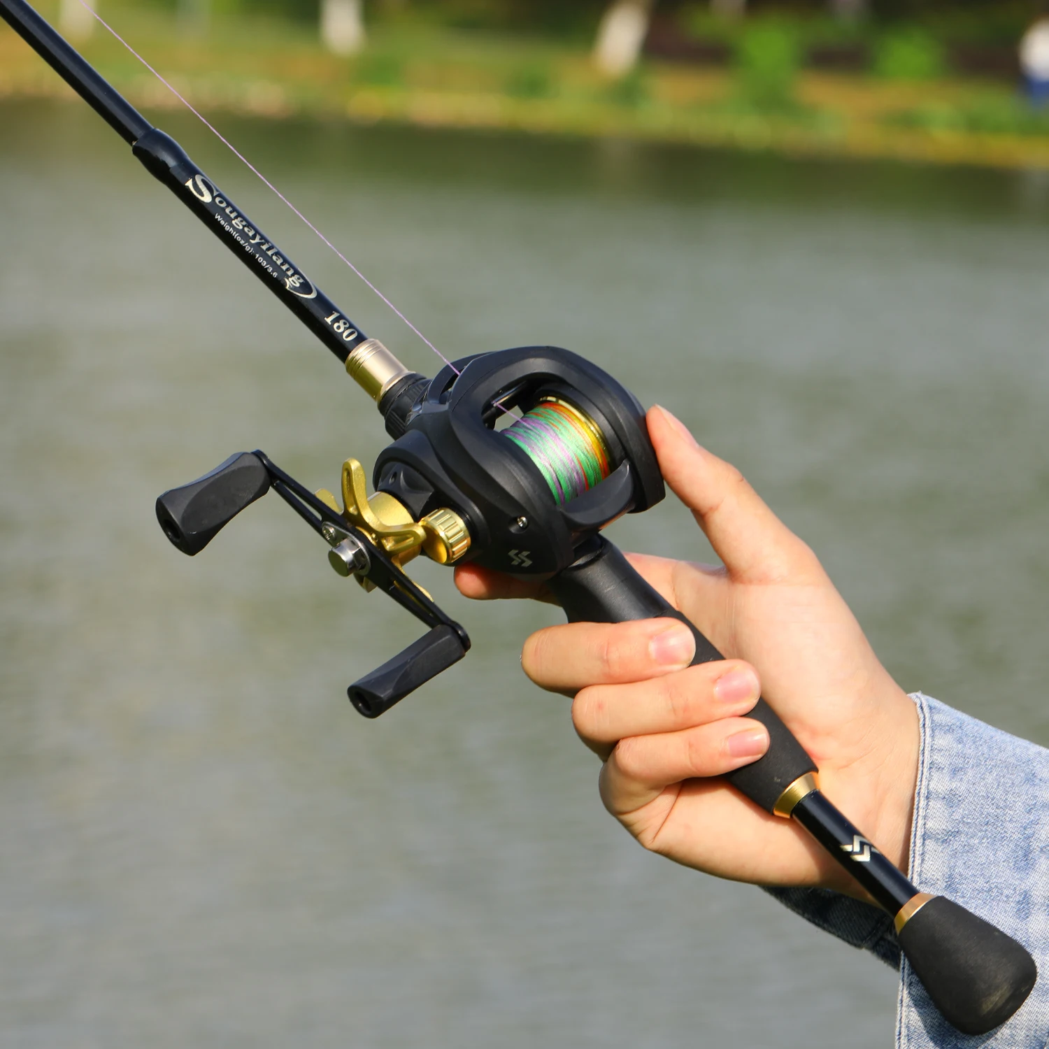 Detalle del mecanismo del carrete baitcasting