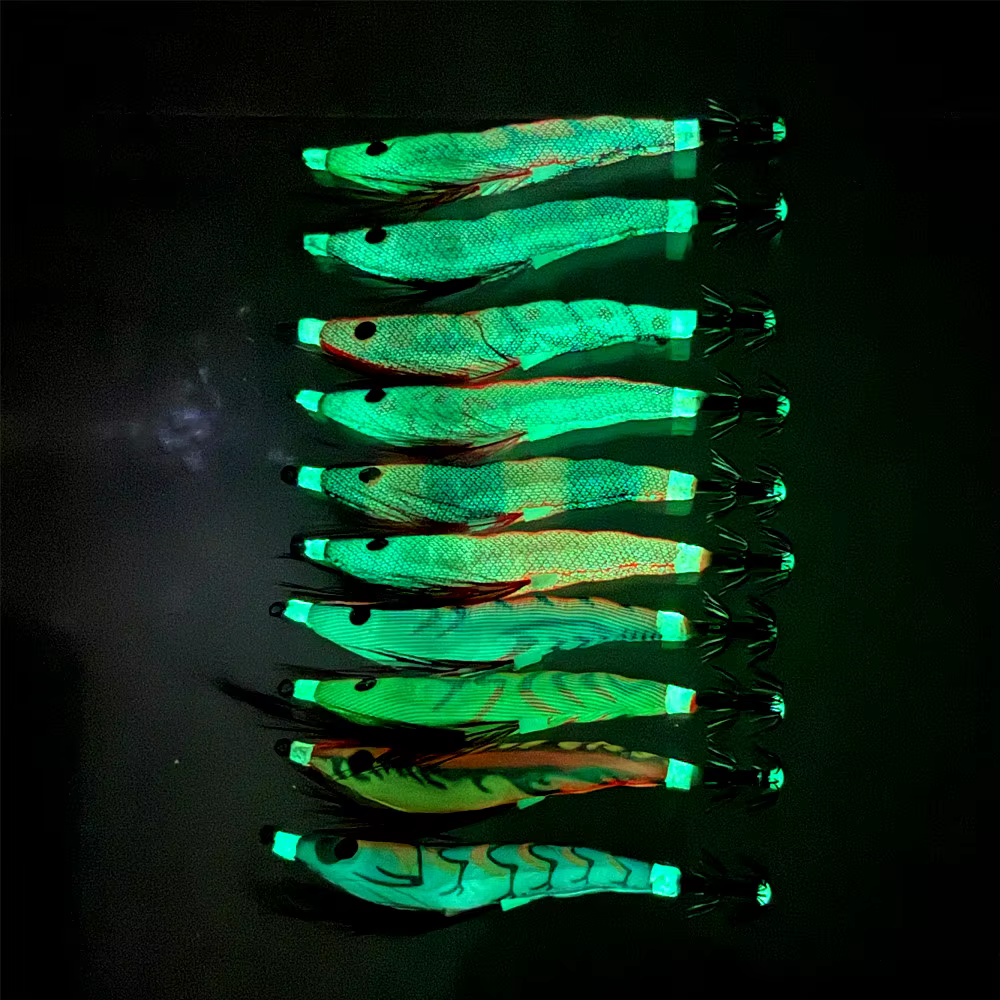 Señuelo luminoso con anzuelos de acero al carbono