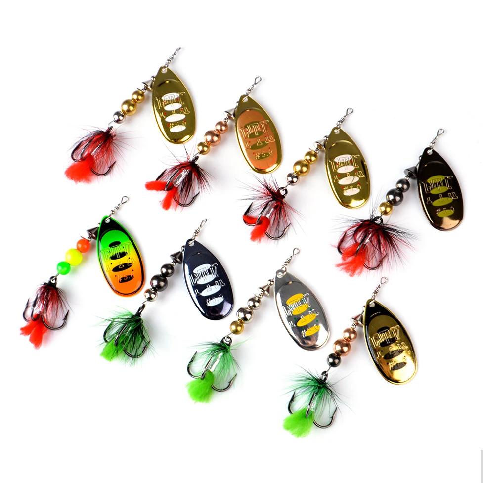 Spinner metálico con pluma – Señuelo artificial triple para agua salada