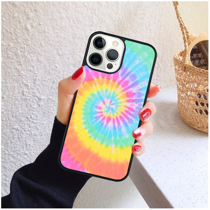 Detalle del estampado tie dye en la funda
