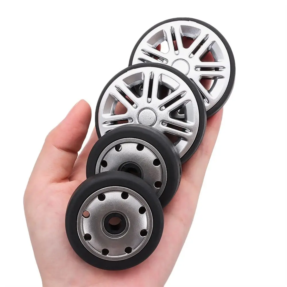 Kit para reparar ruedas: ruedas de repuesto y tornillería