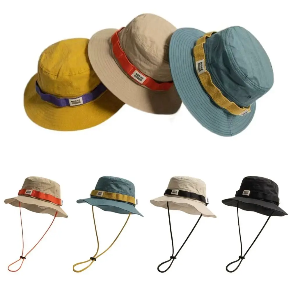 Sombrero de pescador vintage con diseño en contraste