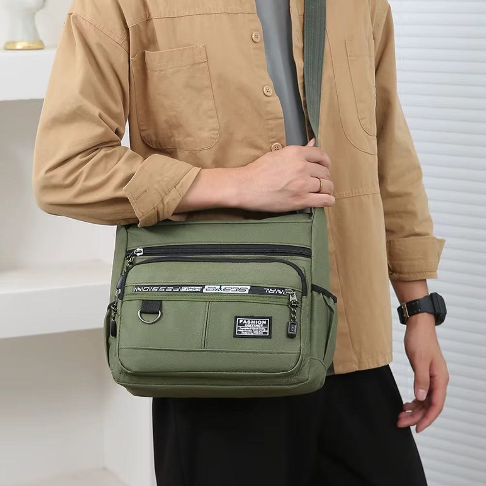 Bolso de viaje compacto fabricado en nailon y Oxford