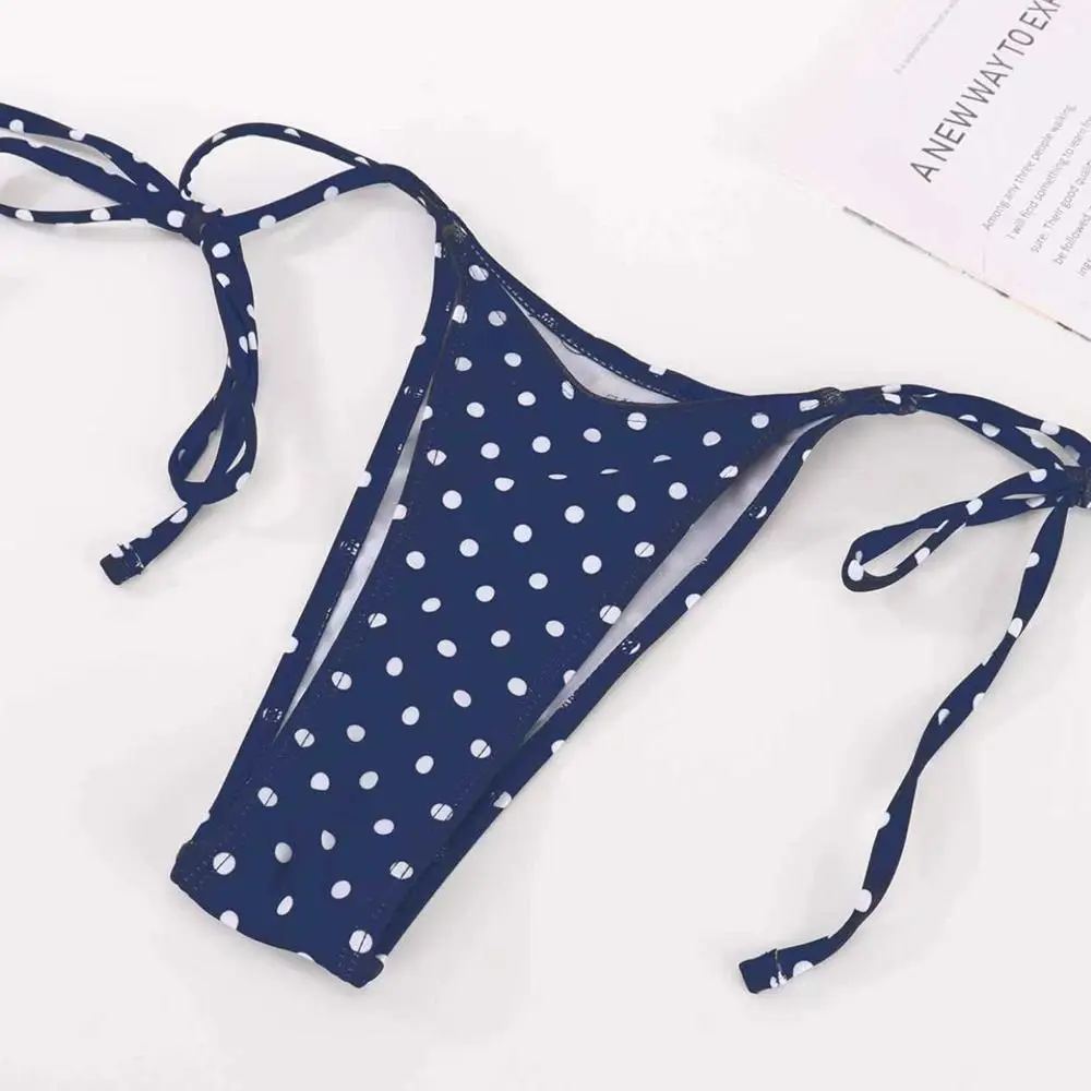 Opciones de color en el conjunto de bikini