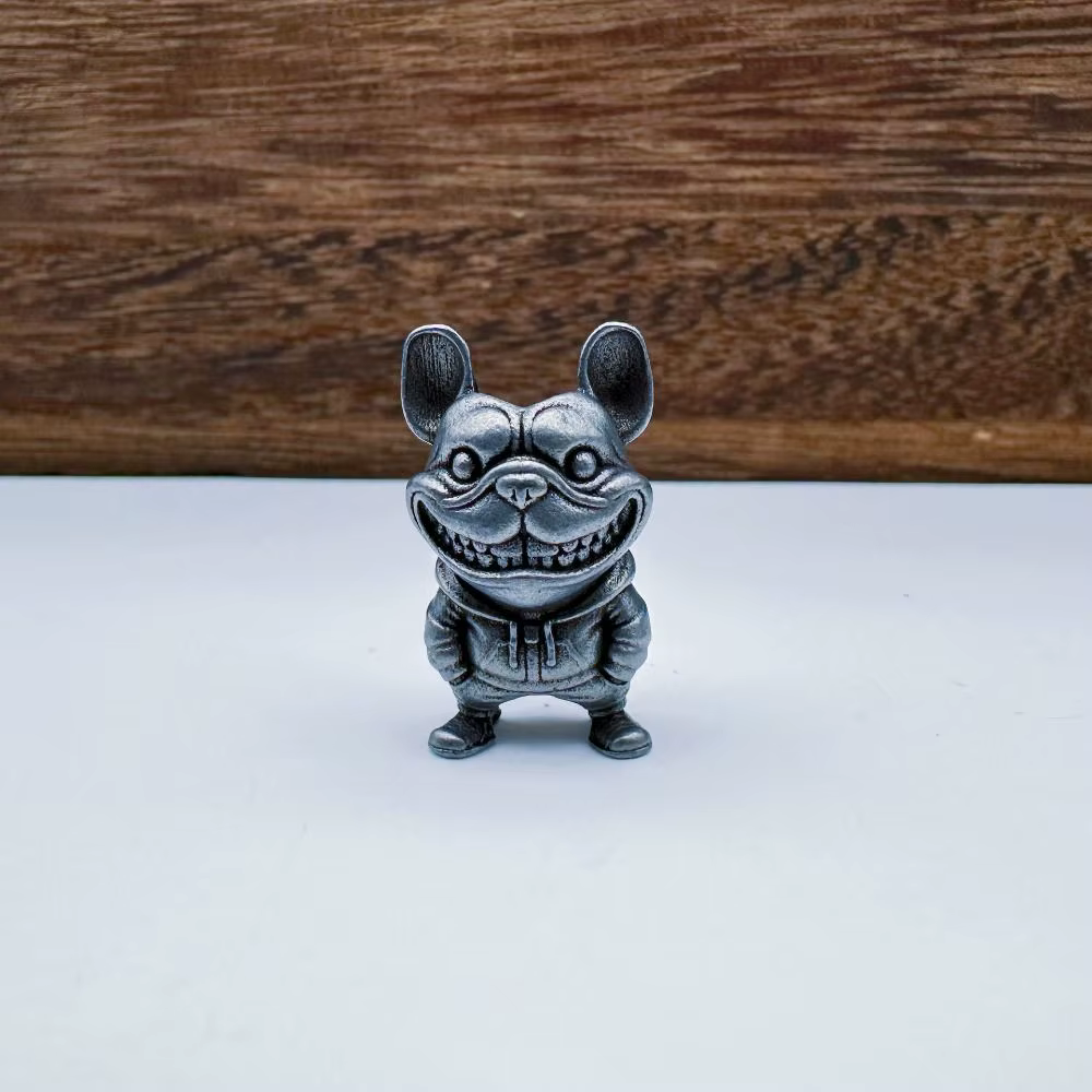 Lanyard Paracord Bulldog, trenzado a mano con remate de latón