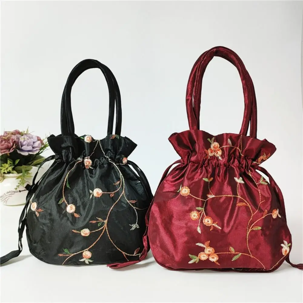 Bolso tipo cubo bordado con flores étnicas para mujer, hecho a mano - imagen 4