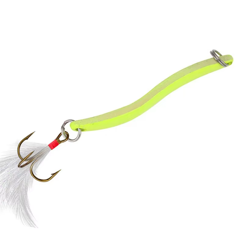 Señuelo metal cuchara giratoria anzuelo triple plumas luminosa - imagen 5