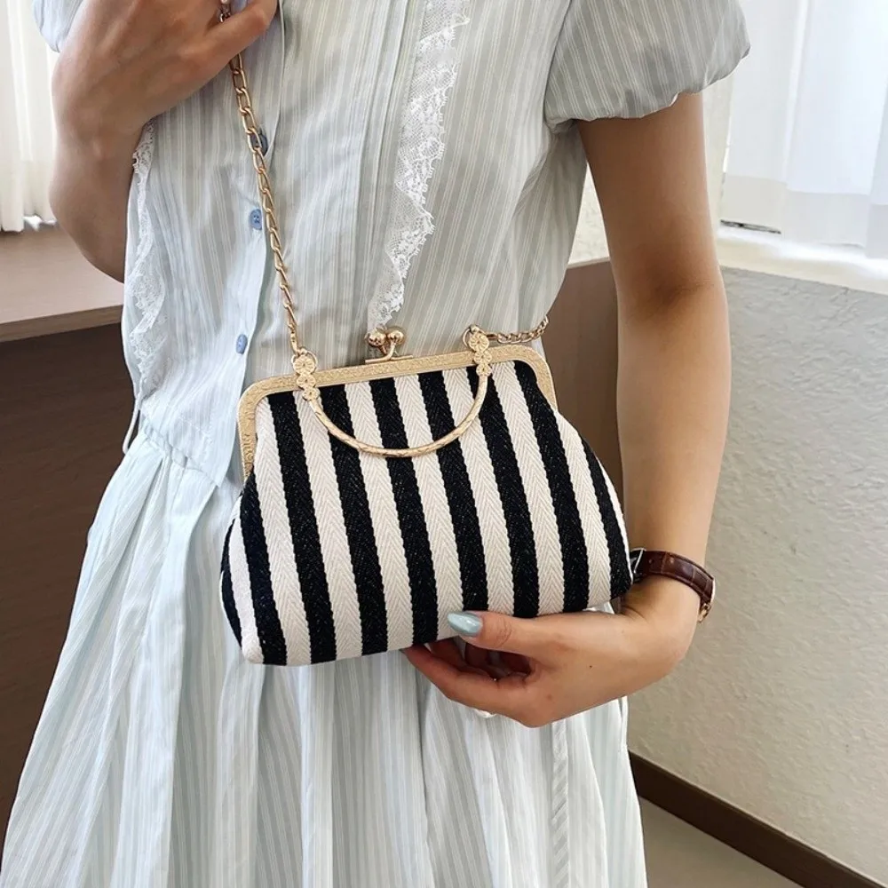 Bolso cruzado vintage a rayas con correa de cadena, gran capacidad - imagen 4