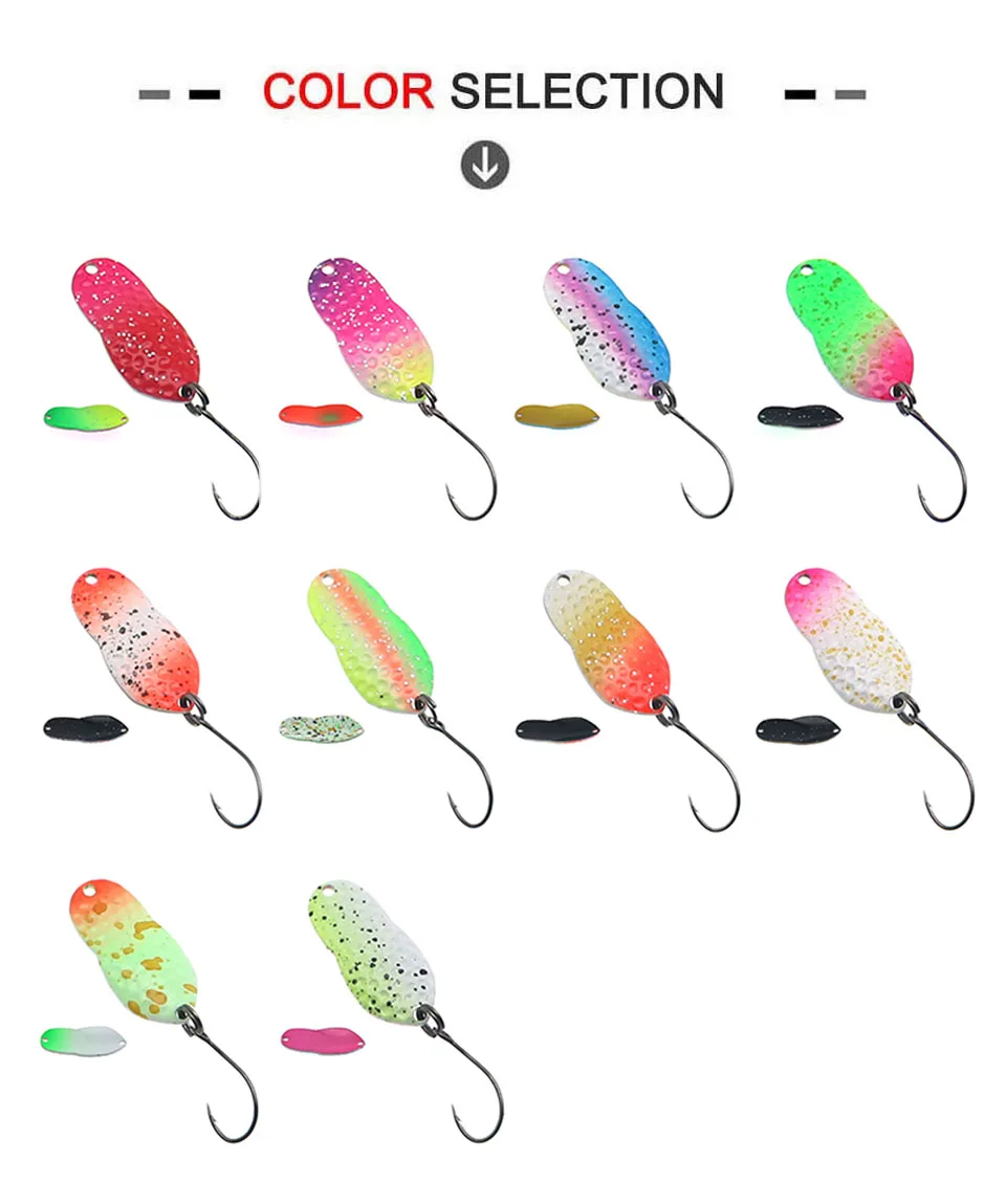 Señuelo de cuchara junto a otros accesorios de pesca