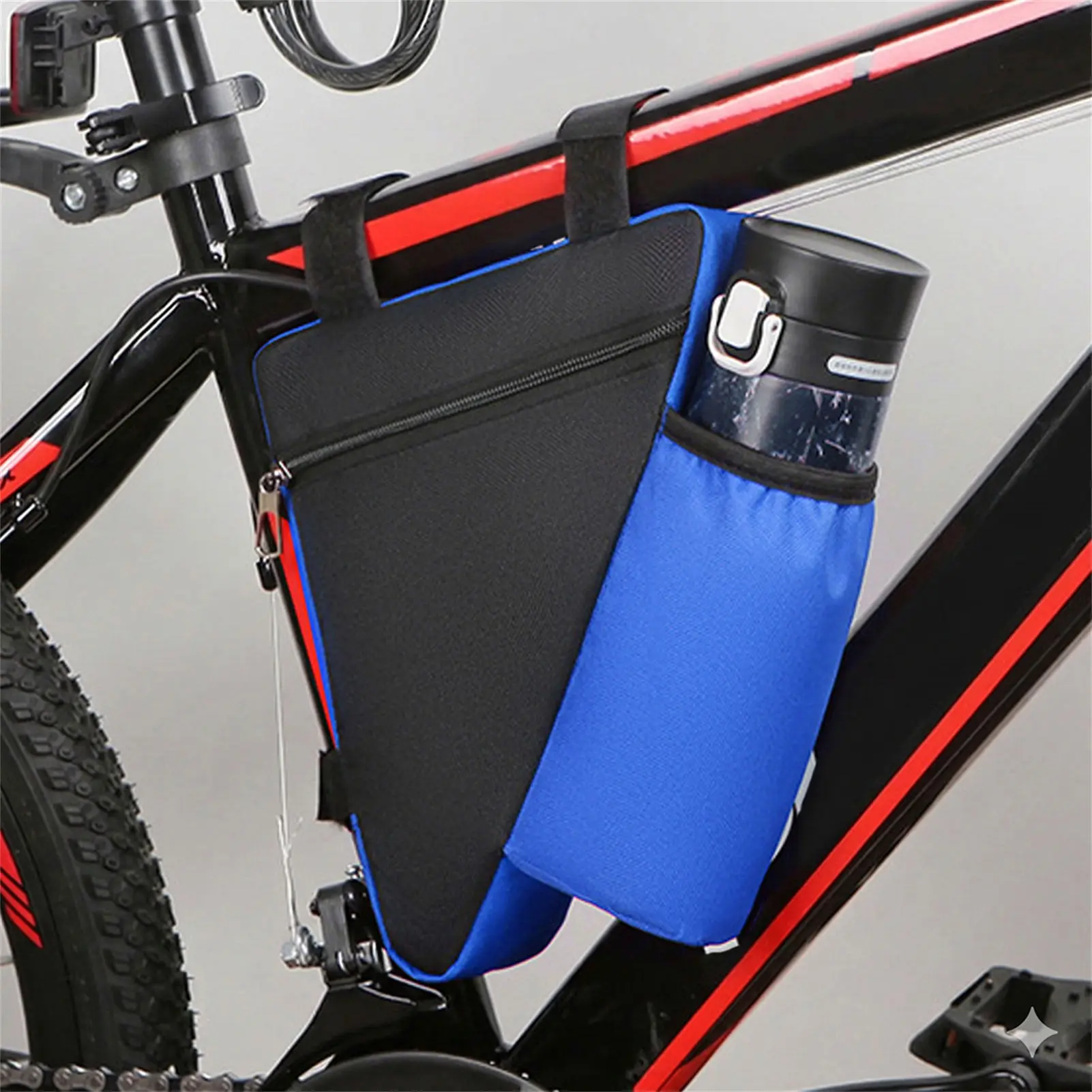 Bolsa triangular bicicleta con funda para botella y accesorios - imagen 5
