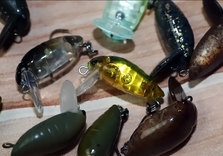 Variedad de colores disponibles del señuelo MUKUN