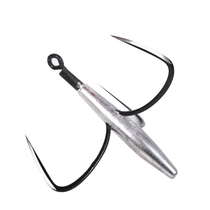 Anzuelos triples con plomo para pesca en agua salada