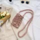 Bandolera ganchillo para móvil con diseño calado y cierre seguro - imagen 5