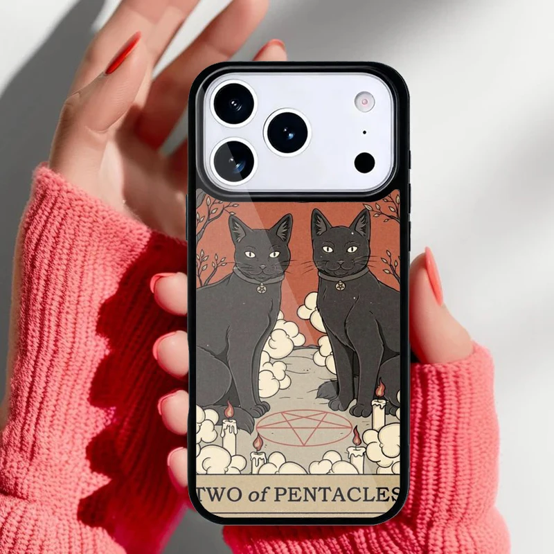 Funda instalada en un iPhone 13 Pro, mostrando el diseño completo