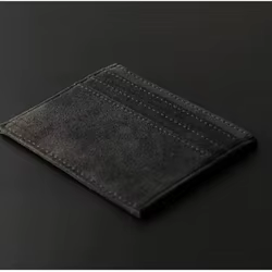 Tarjetero de Piel Delgado y Compacto con Varias Ranuras para Tarjetas