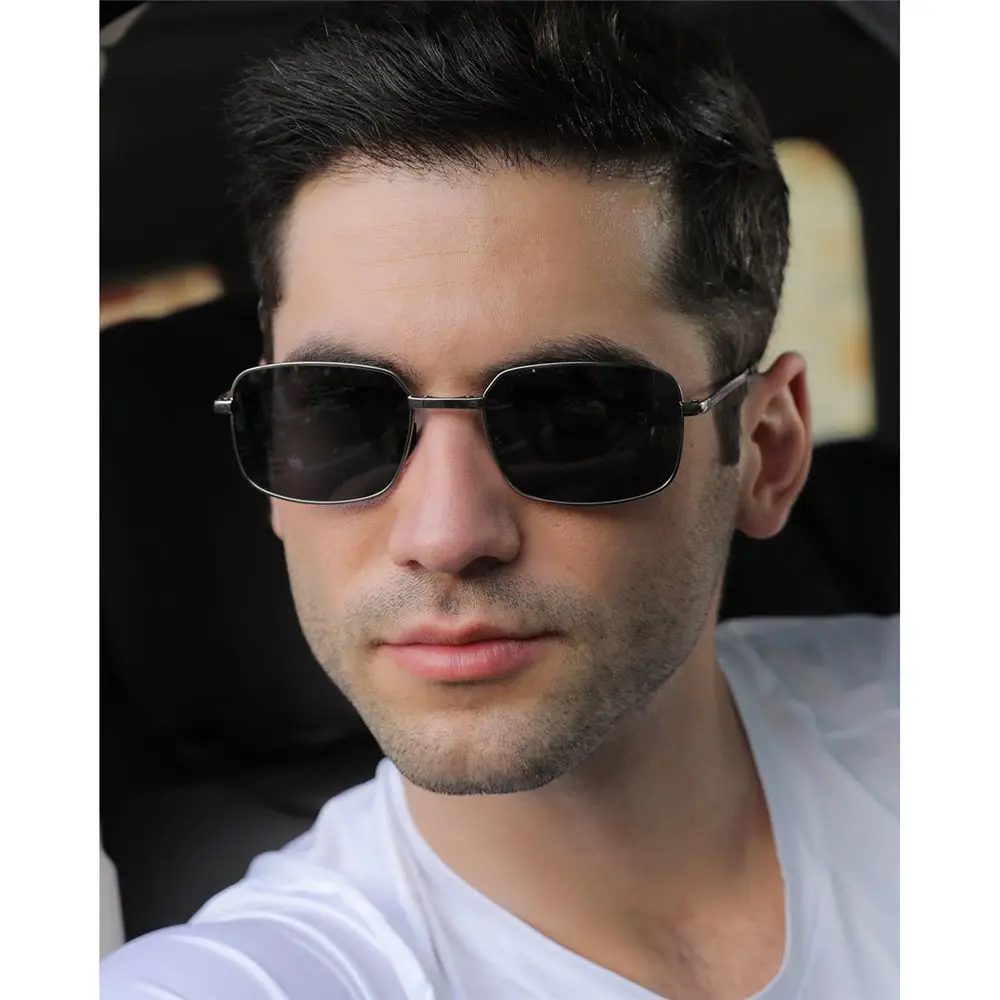 Tres variantes de color de las gafas
