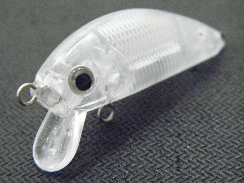 labio del crankbait para mantener el señuelo trabajando