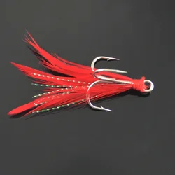 Anzuelos triples con plumas MNFT-10 – Superfuertes rojo y blanco